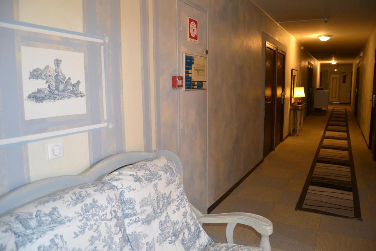 Hotel Cyrnea Καλβί Εξωτερικό φωτογραφία