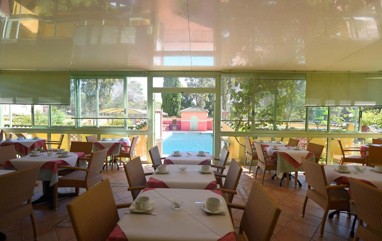 Hotel Cyrnea Καλβί Εξωτερικό φωτογραφία